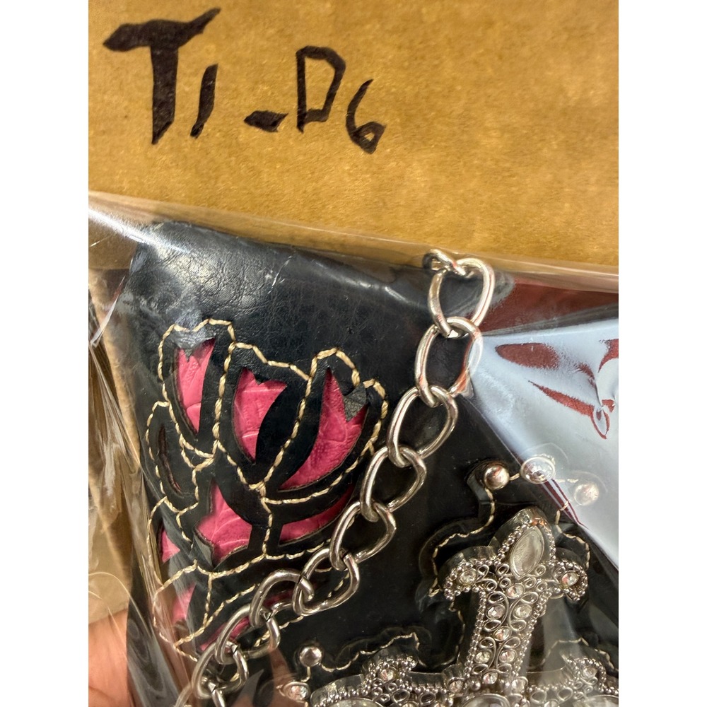 Western Black Pink Floral Cross Rhinestone Crossbody Phone Bag Chain Strap - Picture 7 of 14